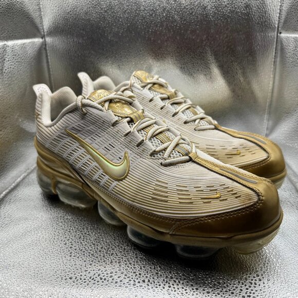 Size 13 Nike Air Vapormax 360 White Metallic Gold Mens Sneaker Shoes CK9671-101 - Picture 1 of 12